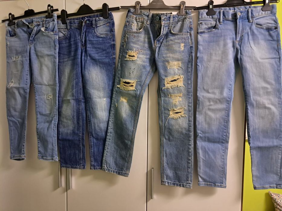 Blugi baieti marimea