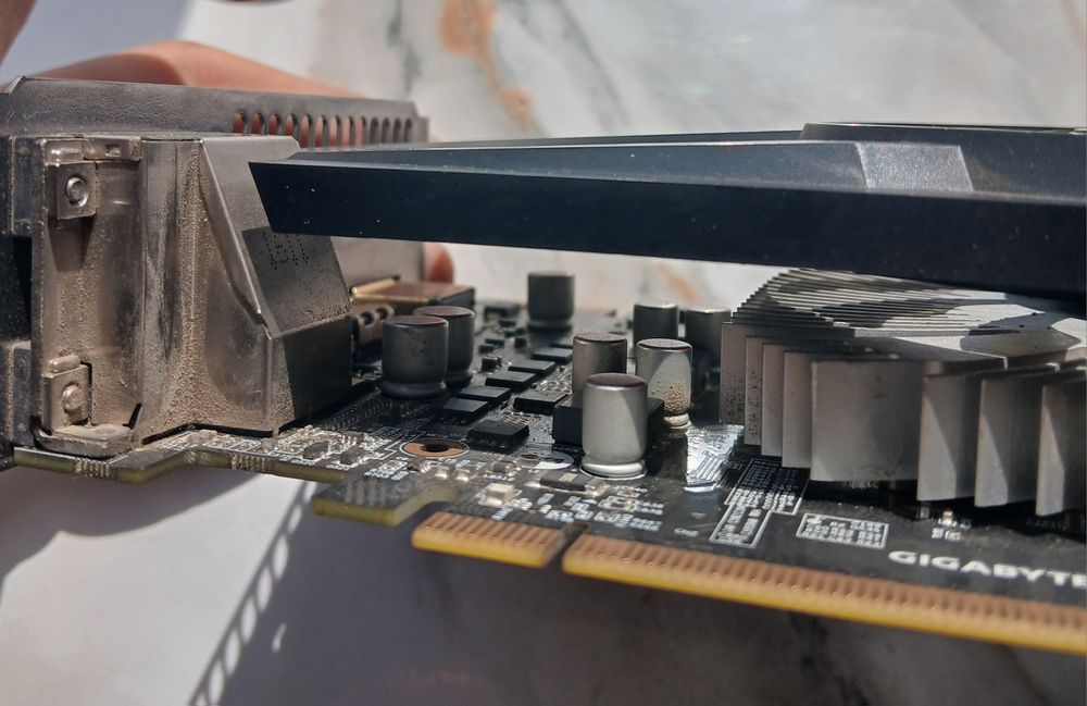 GTX 950 не рабочая