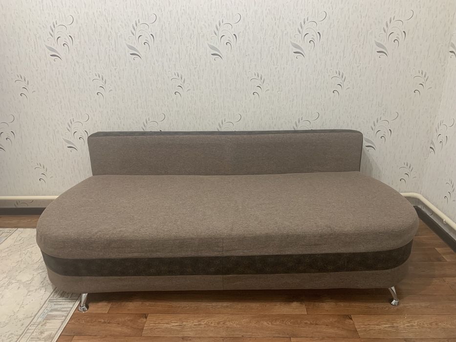 Продаю диван б/у
