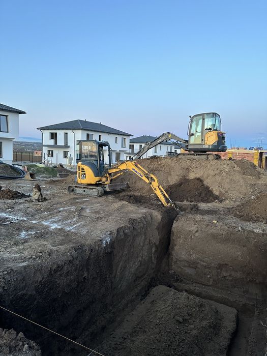 Inchirieri utilaje excavatii si terasamente
