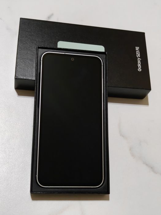 Samsung S23 FE 128 gb Ram 8 5G