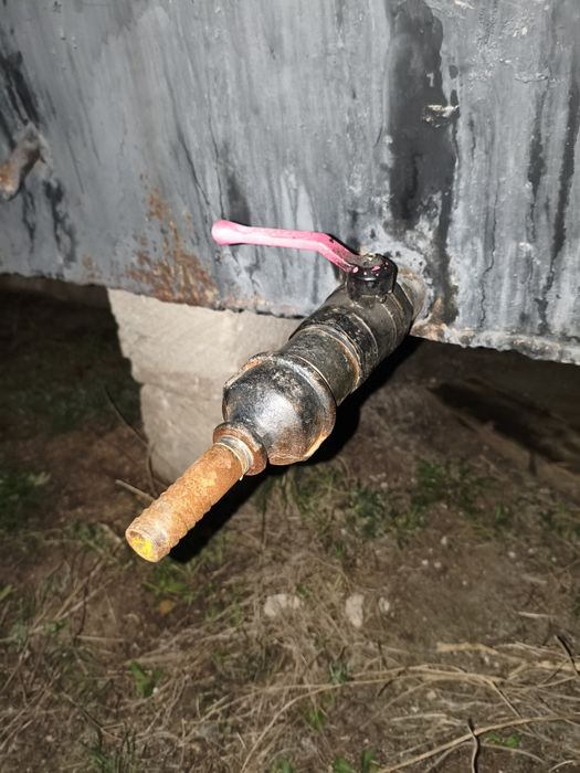 Металлическая емкость