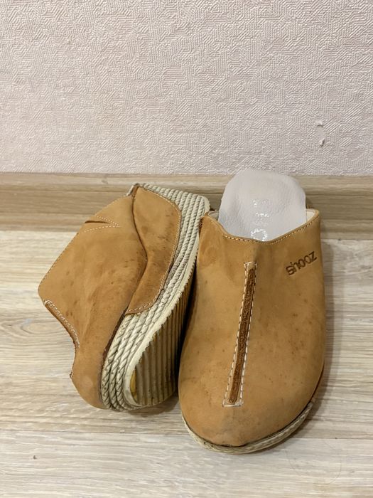 Дамски обувки сабо от естествена кожа в два цвята
