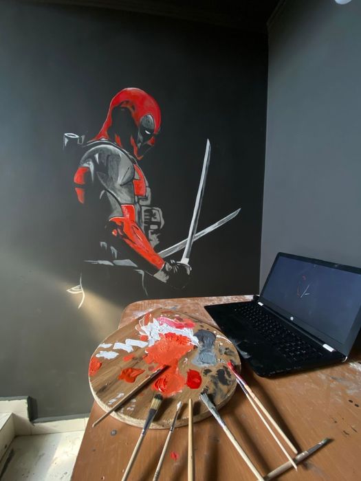 Роспись на стене