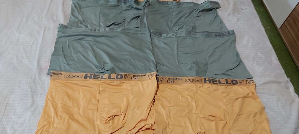 Продавам 7броя мъжки боксерки нови номер 56ххл