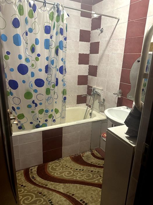 Ijaraga 4 xona uy beriladi uzoq muddatga