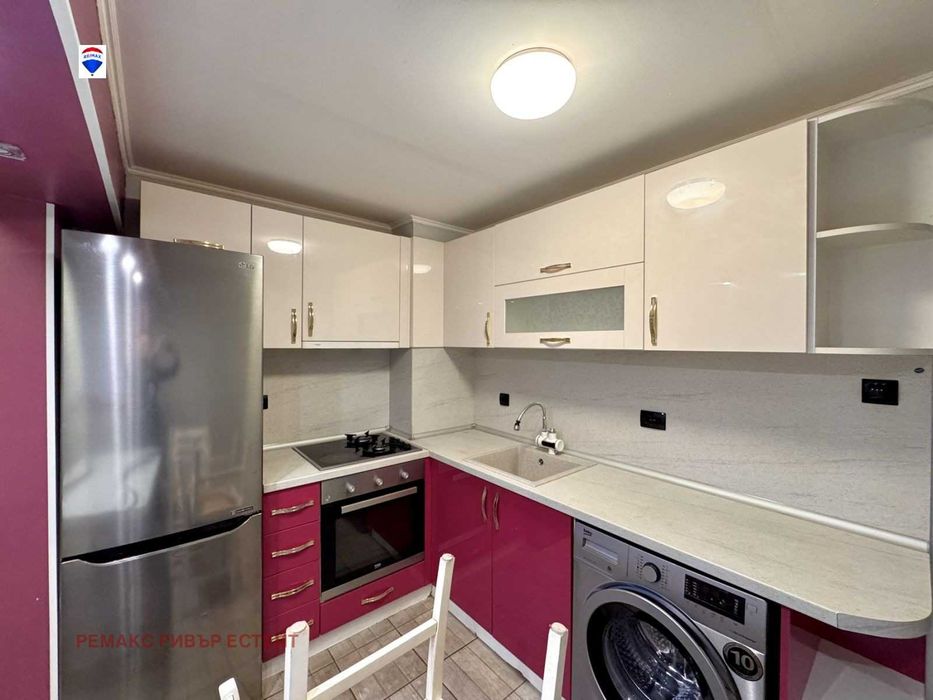 Тристаен апартамент за продажба кв. Родина 1, гр. Русе