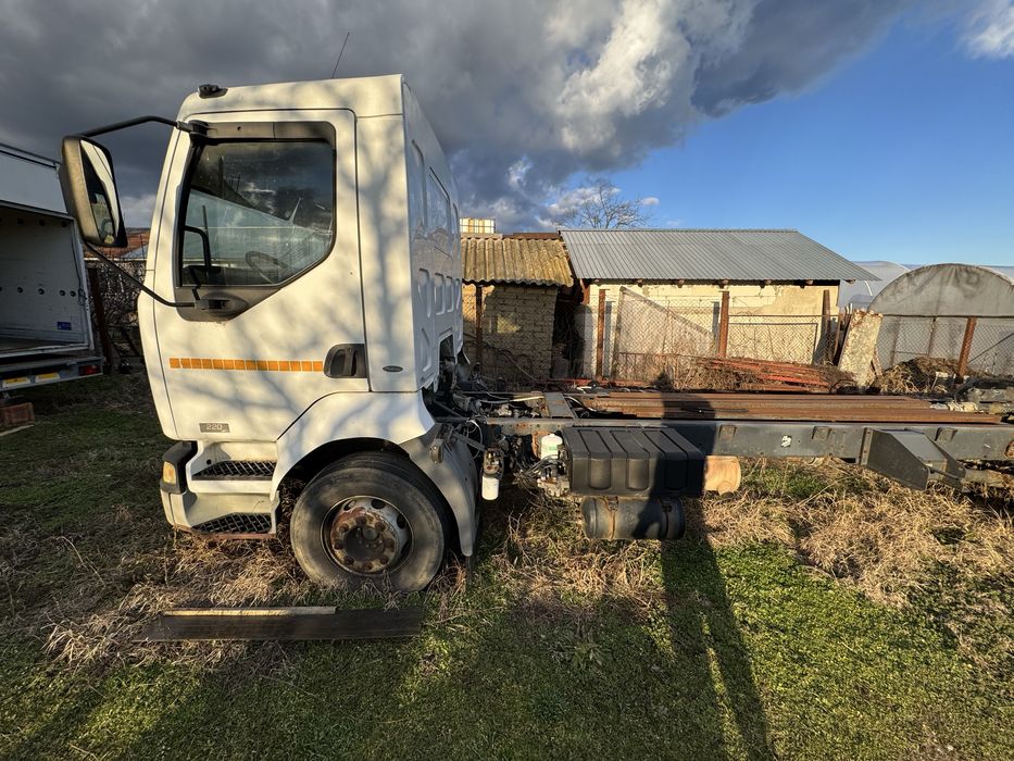 Renault Midlum 220 6 cilindri