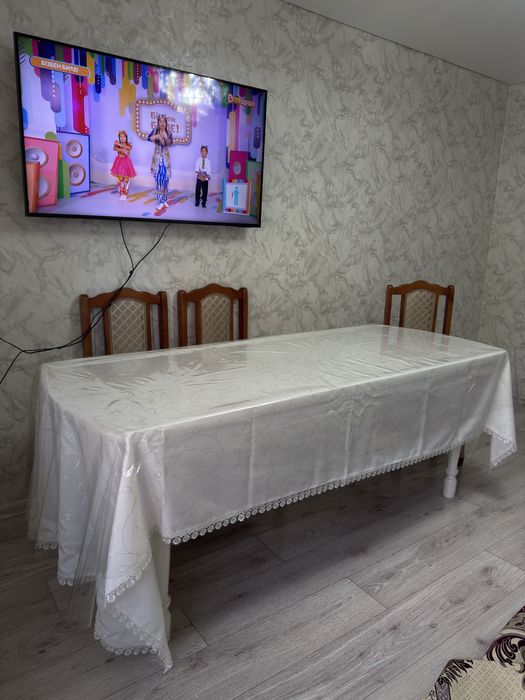 продам обеденный стол