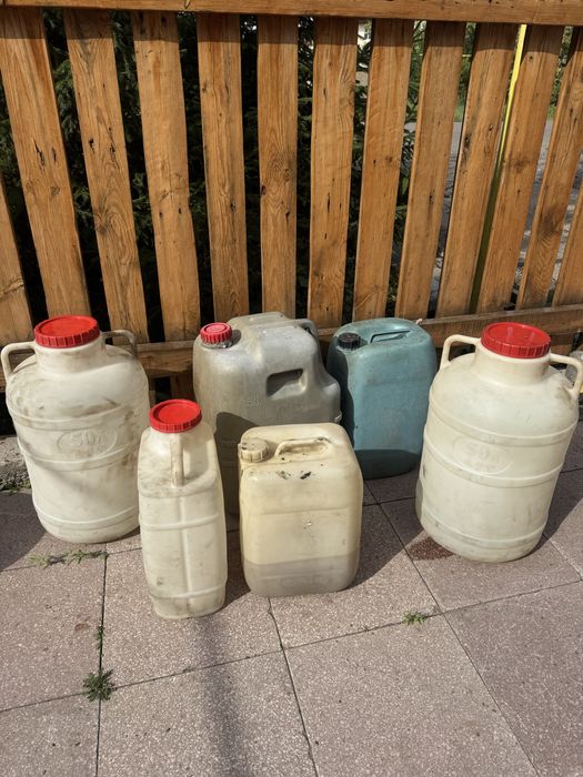 Продам канистры для  топлива