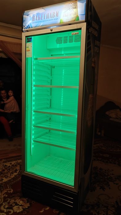 Холодильник новый