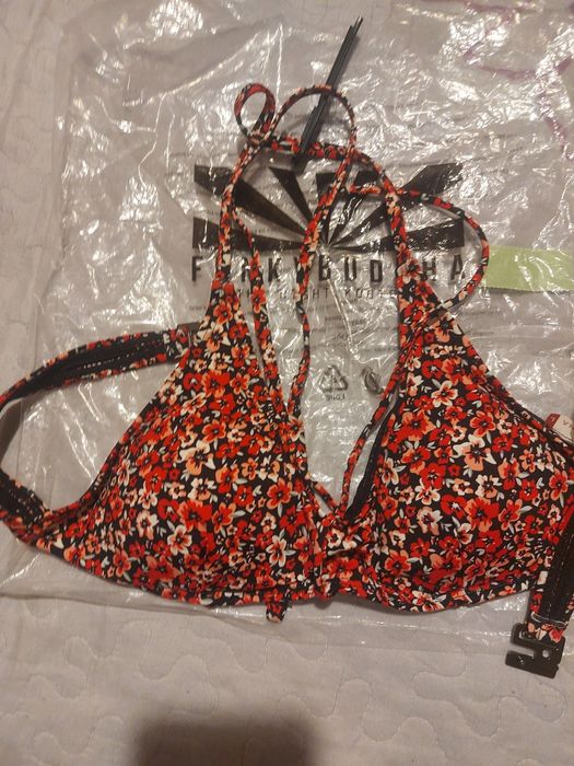 Pantofi eleganti , marimea 37 si Funky Buddha, pt  baie, nou, cu eticheta
