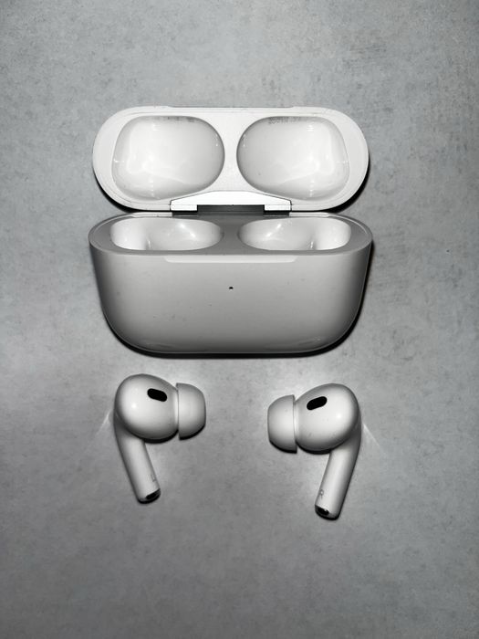 Apple air pods pro 2 ( usb-c )