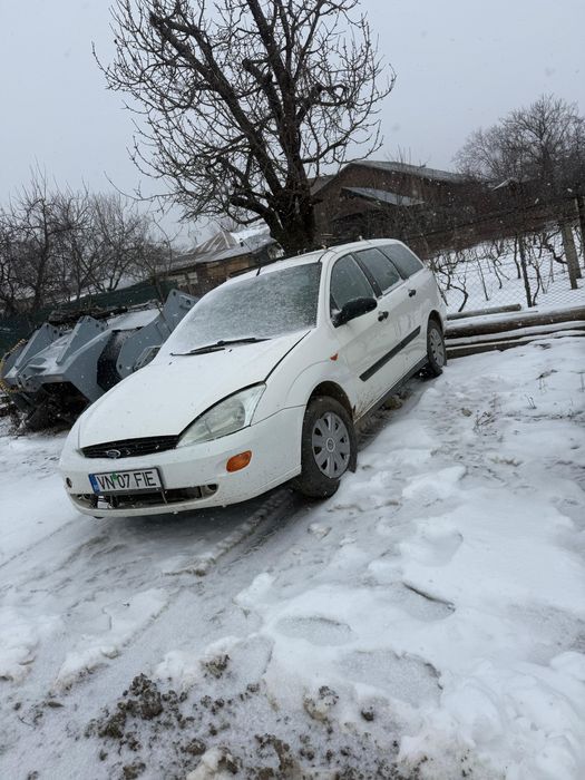 Ford focus 1.6 benzina