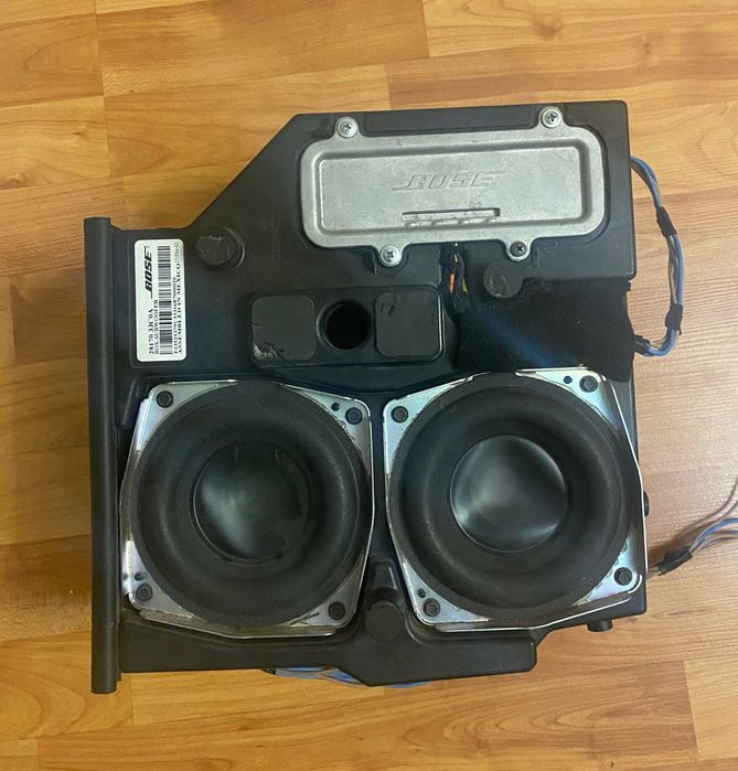 Савбуфер  BOSE.колонки, магнитола alpinе