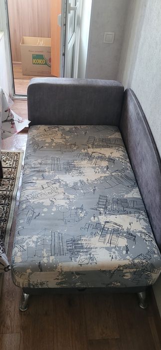 Диван на кухню выдвижной