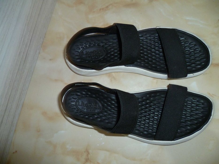 CROCS сандали №38