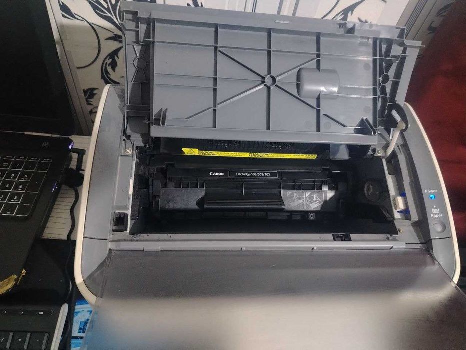 Принтер Canon lbp2900, идеалний, картридж оргинал, 1 йил гарантия