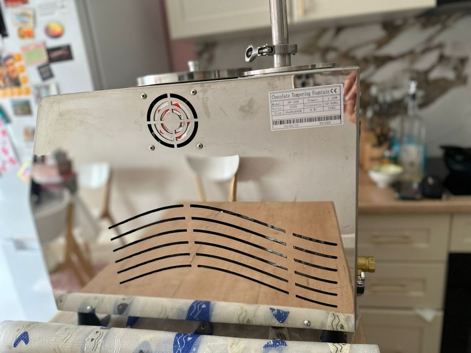 Продам шоколадный фонтан