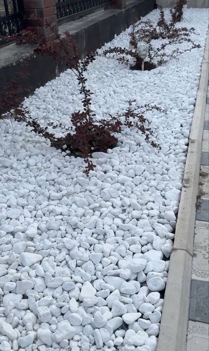 Мраморная галька.