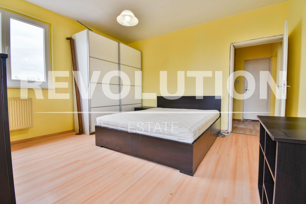 Дава се под наем Тристаен апартамент в София, Люлин 10 - 95 кв.м за 415 € - Снимка #8