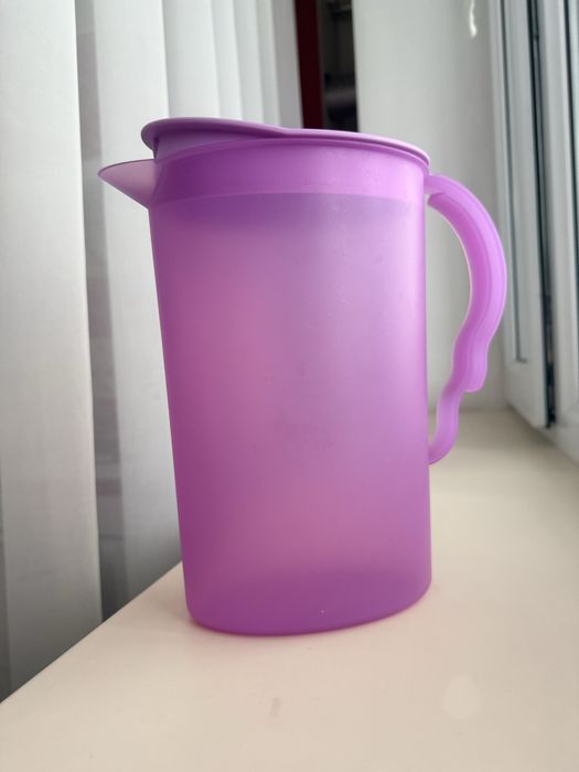 Продам Кувшин Tupperware 2.1 л, пластик