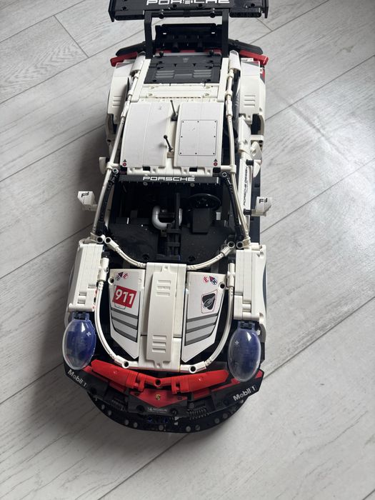 Lego Porshe с коробкой