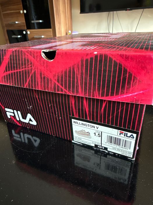 Детски маратонки FILA , номер 33