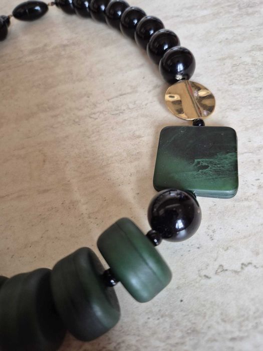 Colier fashion  - verde sau mov