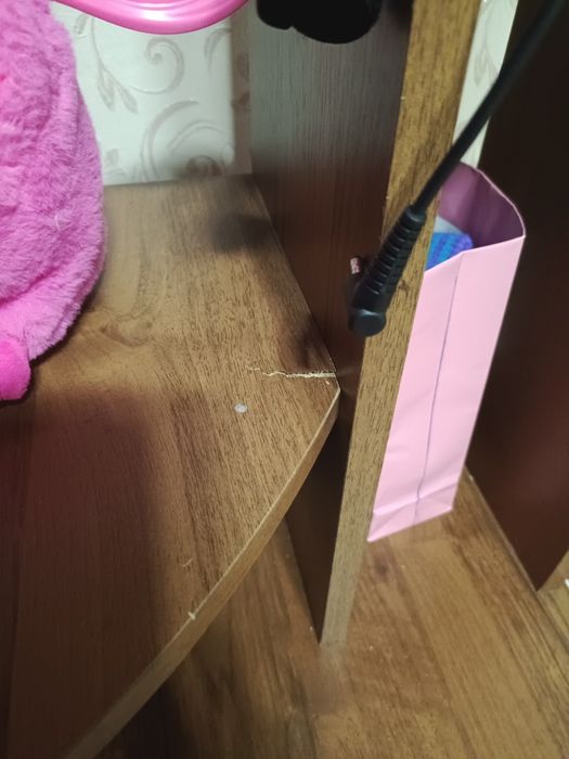 Компьютерный стол