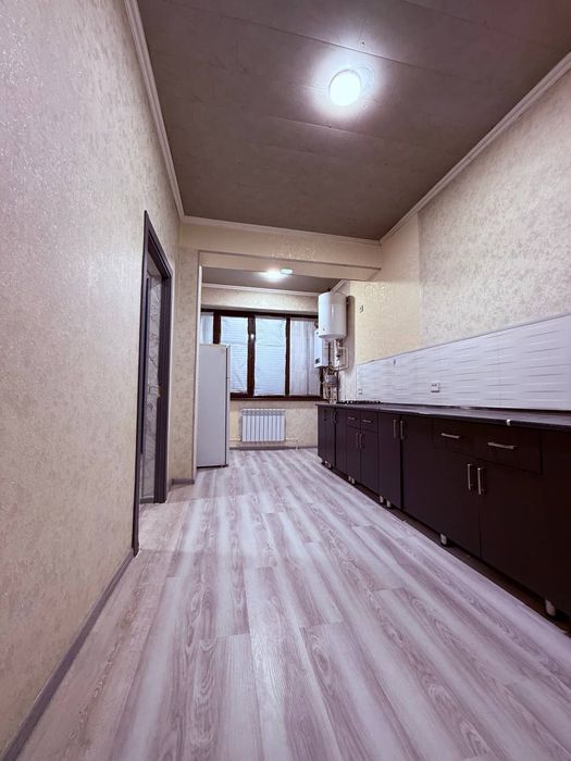 Uy  sotiladi  Navoiy shahri