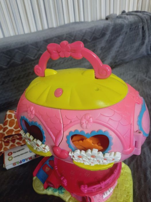 Домик и мозаика игрушки