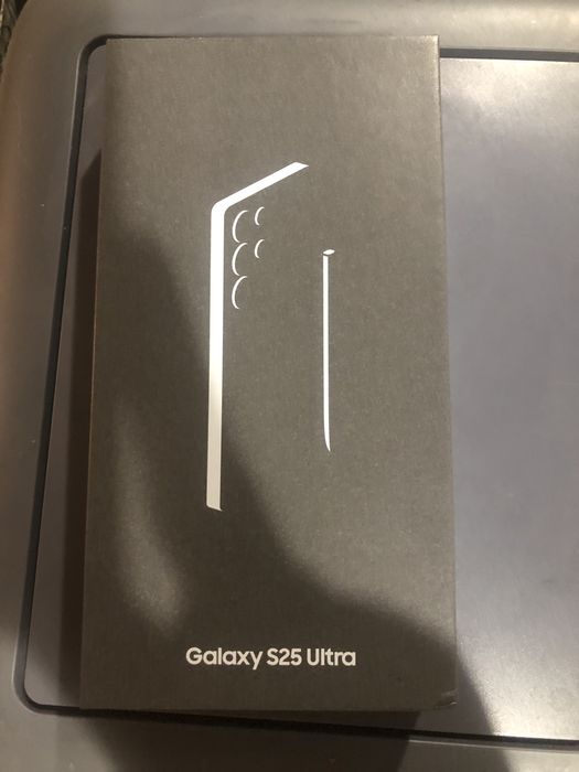 Samsung Galaxy S25 Ultra.ЧИСТО НОВ! НЕ ОТВАРЯН’ 24 месеца ГАРАНЦИЯ!