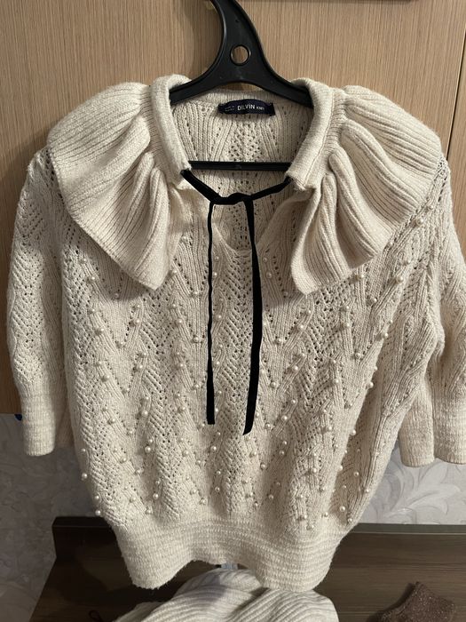 Теплые кофты и джинсы