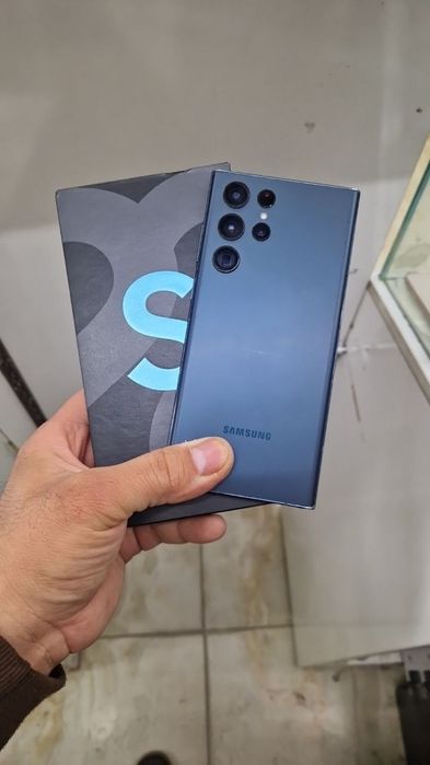 Самсунг S22 ultra 12/256г