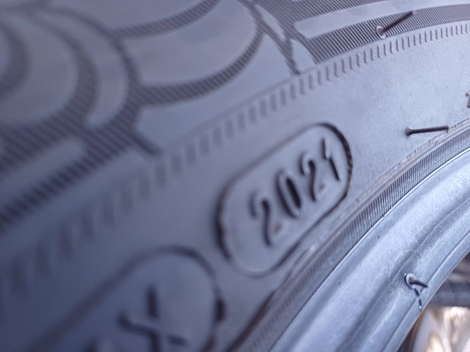 Гуми 215/60/17 Мишелин