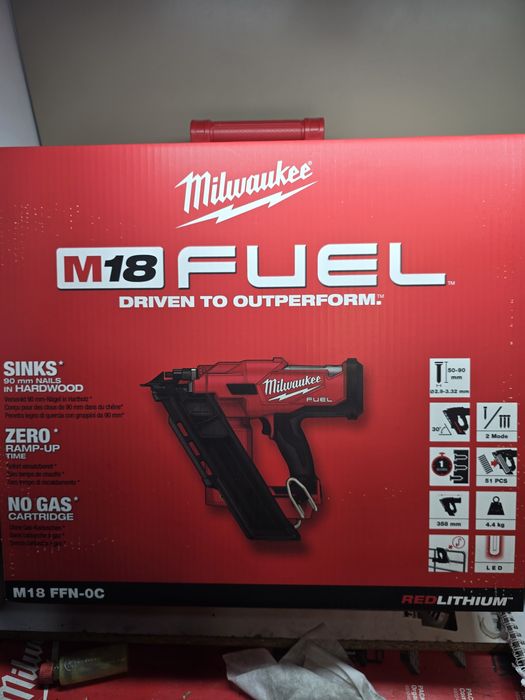 Акумулаторен такер за пирони от 5 до 9 см Milwaukee M18 FFN-0X