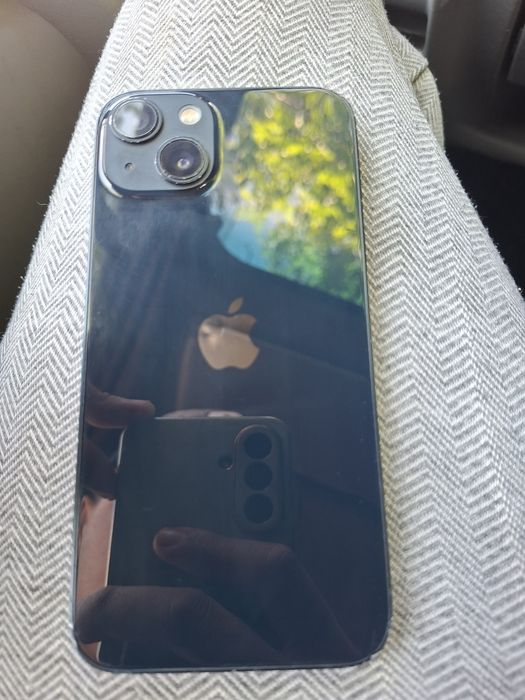 Vând iPhone 13 128 86% starea bună