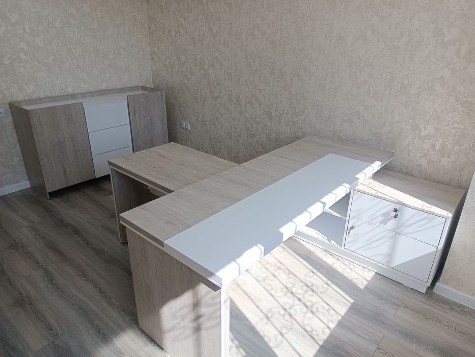 Колл-центр на заказ и офисный мебель