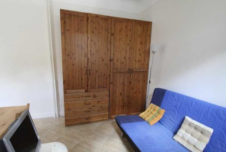 Дава се под наем Тристаен апартамент в Бургас, Братя Миладинови - 110 кв.м за 321.3 € - Снимка #2