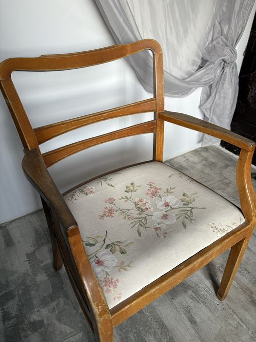 Продам стул раритет  бу