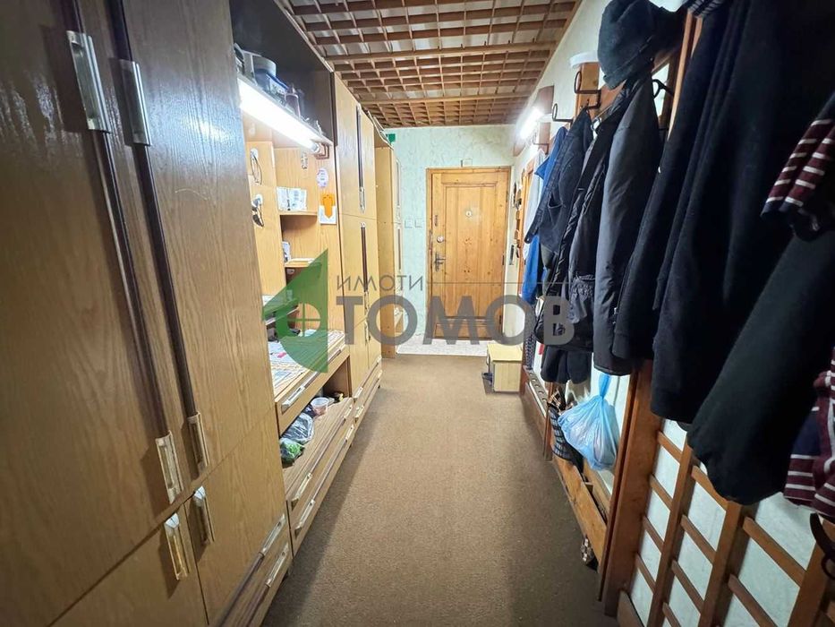 Продава се Тристаен апартамент в Шумен, Добруджански - 75 кв.м за 1224 €/кв.м - Снимка #8