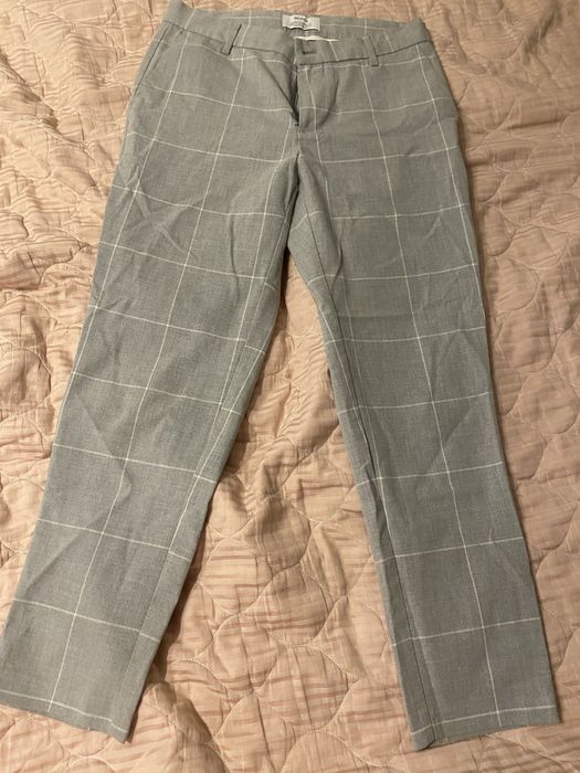 Продаеться  одежда