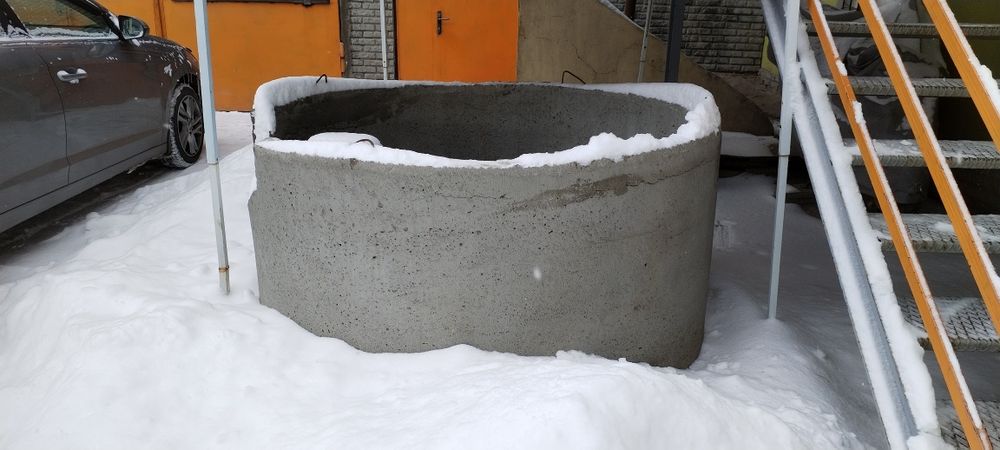 Бетонное кольцо. Бесплатно самовывозом