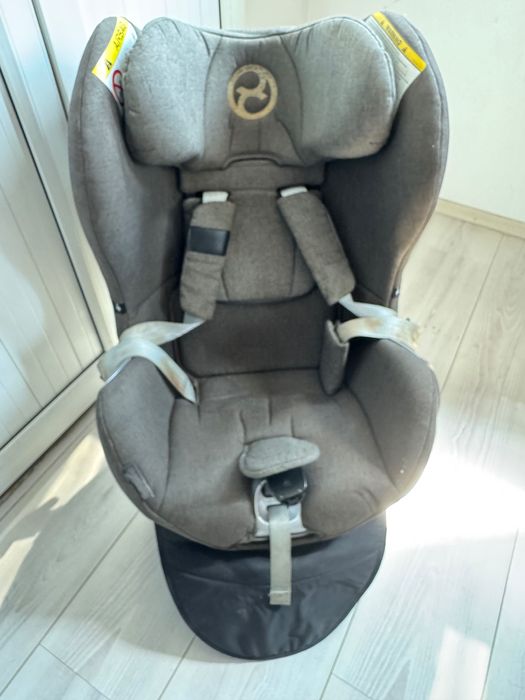 Scaun auto rotativ Cybex Platinum - Sirona Z2 i-Size Plus 0-4 ani Grey