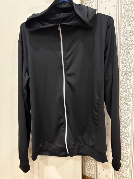 Продам спортивный комплект