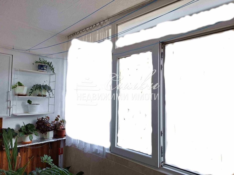 Тристаен апартамент-кв. Боян Българанов 1