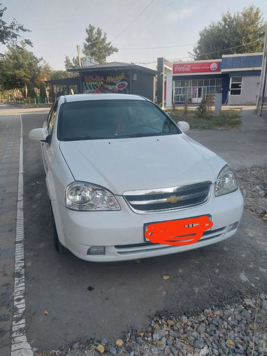 Лассети 2011 йил