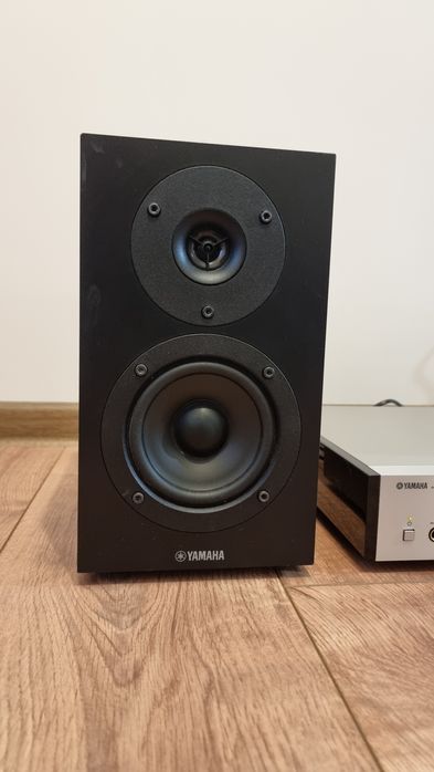 Тонколони  Yamaha ns-bp150 и усилвател yamaha a-u670