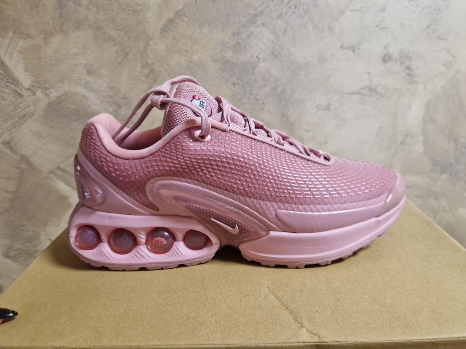 Маратонки Nike W Air Max DN  Розов, 37